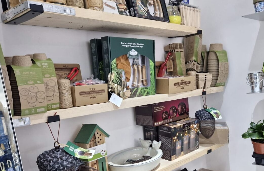 NEW IN! A range of gardening gift sets and accessories.